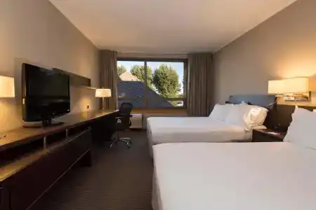 Holiday Inn Express -, An Ihg - 61