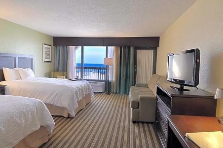 Hampton Inn - 53