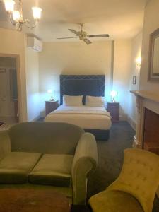 Macquarie Manor - 35