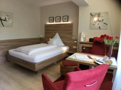 ApartChristine - 5
