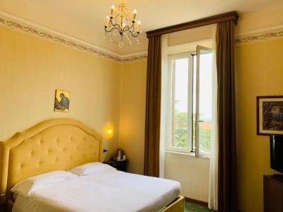 Grand Excelsior - 26