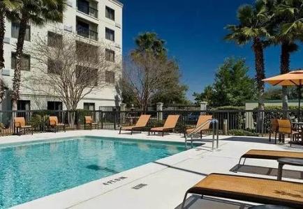Courtyard Jacksonville Butler Boulevard - 14