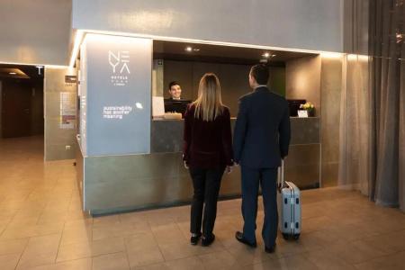 Neya Lisboa - 32