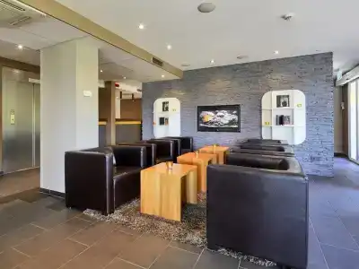 B&B Düsseldorf City-Süd - 12