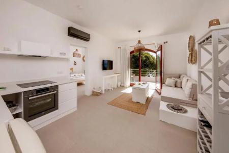 Villa Kale Suites with heated pool in winter - 49