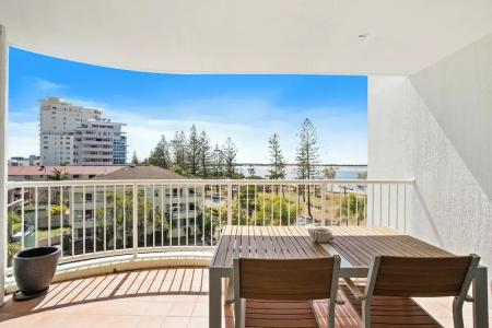 Crystal Bay On The Broadwater - 373
