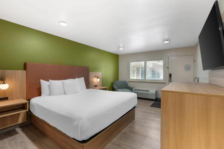 Best Western Plus Clocktower Inn - 66
