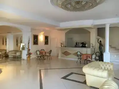 Albatres Palace - 1