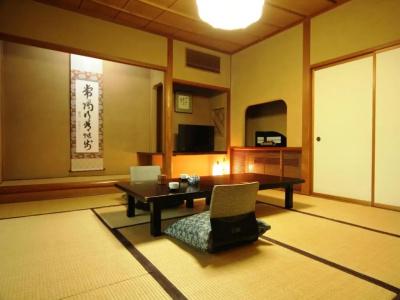 Momoyama - 14