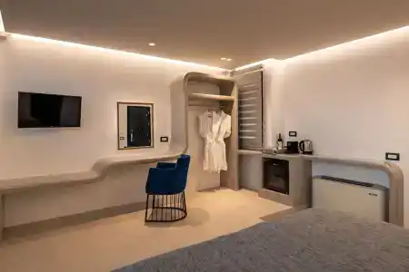 Daydream Luxury Suites - 75