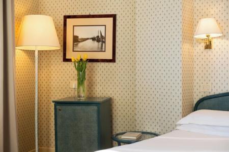 Grand Astoria - 44