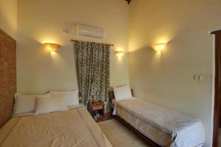 Vardan Resort n' - 72