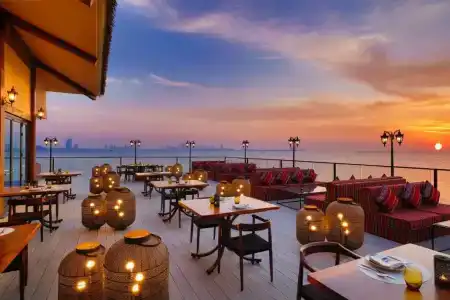 Anantara World Islands Dubai Resort - 32