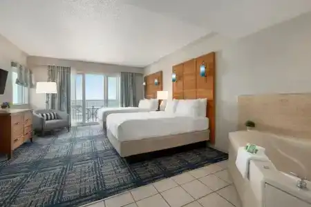 Holiday Inn & Suites, An Ihg - 176