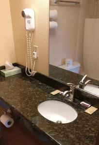 Royal Inn - 6