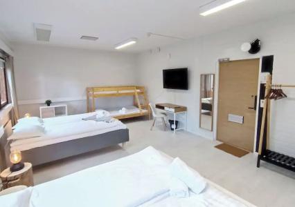 Goiglo & Hostel - 32