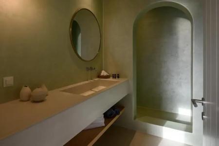 Este Luxury Suites - 76