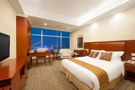 Ramada by Wyndham Pearl Guangzhou - 15