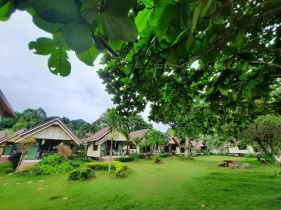 Koh Chang Bailan Beach Resort - 81