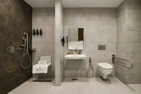La Quinta by Wyndham Batumi - 27