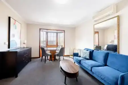 Adelaide Inn - 63