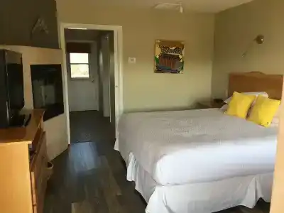 Cambria Shores Inn - 56