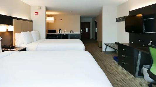 Holiday Inn Express St. Petersburg North / i-275, An Ihg - 66