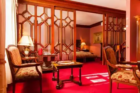 Tb Palace & Spa - 51