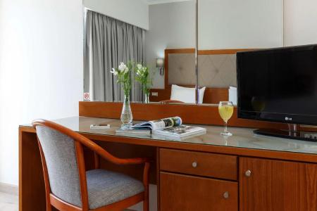 Best Western Plus Plaza - 59