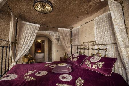 Elika Cave Suites & Spa - 2
