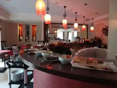 9 Queens Spa - 6