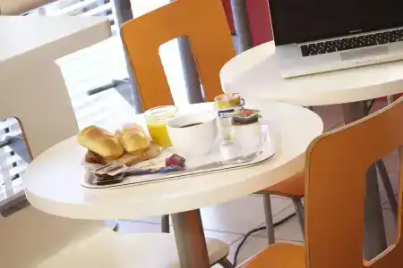 Premiere Classe Toulouse Sesquières - 10
