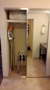 Hampton Inn & Suites - 71