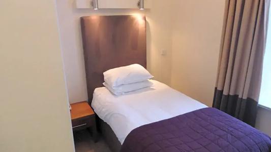 Sandyford - 52