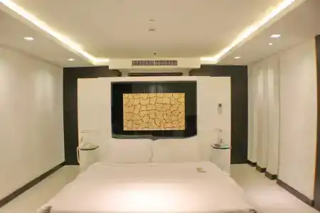 Nova Suites Pattaya - 43