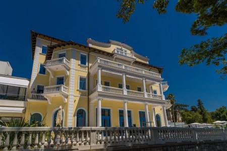 Boutique Esplanade - 0