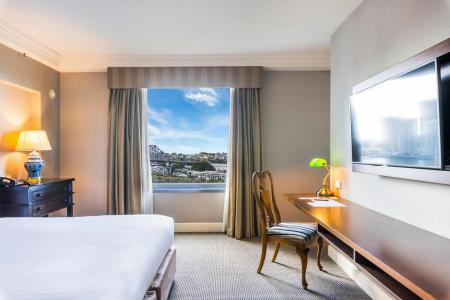 Stamford Plaza - 1