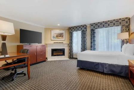Best Western Plus Marina Shores - 60