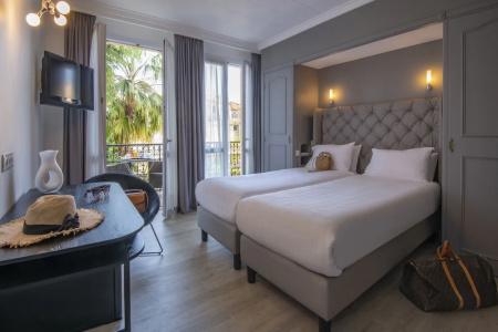 Golden Tulip Cannes De Paris - 58