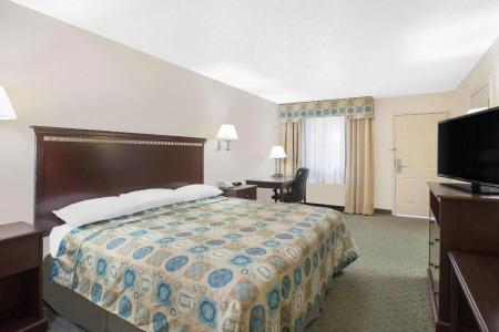 Super 8 by Wyndham - 16