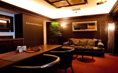 Kizashi The Suite - 17