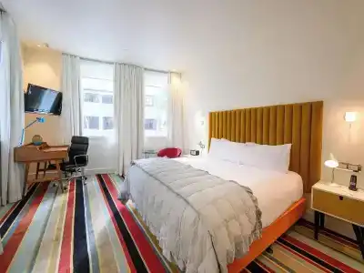 DeBrett - 60