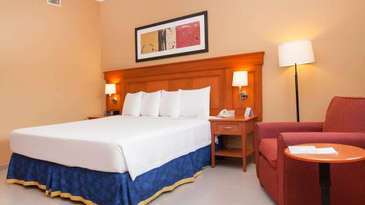 Courtyard by Marriott Cancun Airport - 5