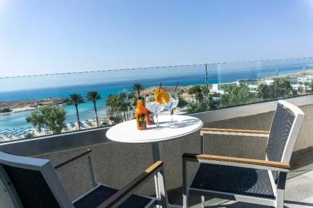Anonymous Beach (Adults 16+) - 42