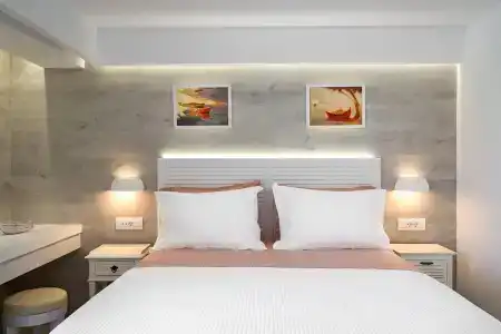 White Pearls-Adults Only - 245