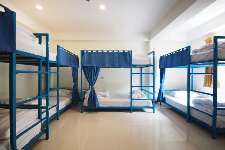 Happy Hostel - 2