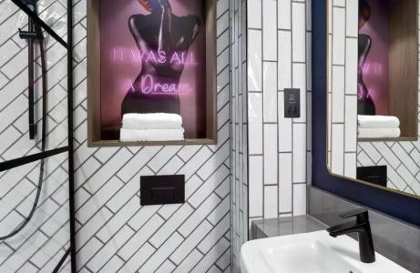 Nyx London Holborn By Leonardos - 7