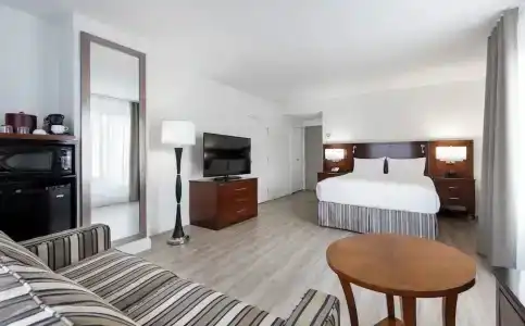 Le Nouvel - 73