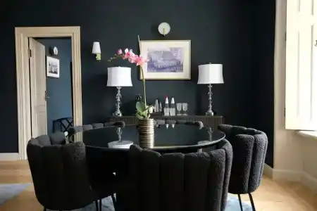 The Three Sisters Boutique - 221