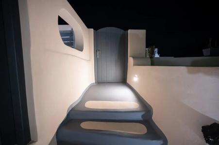 Lotza Studios - 153